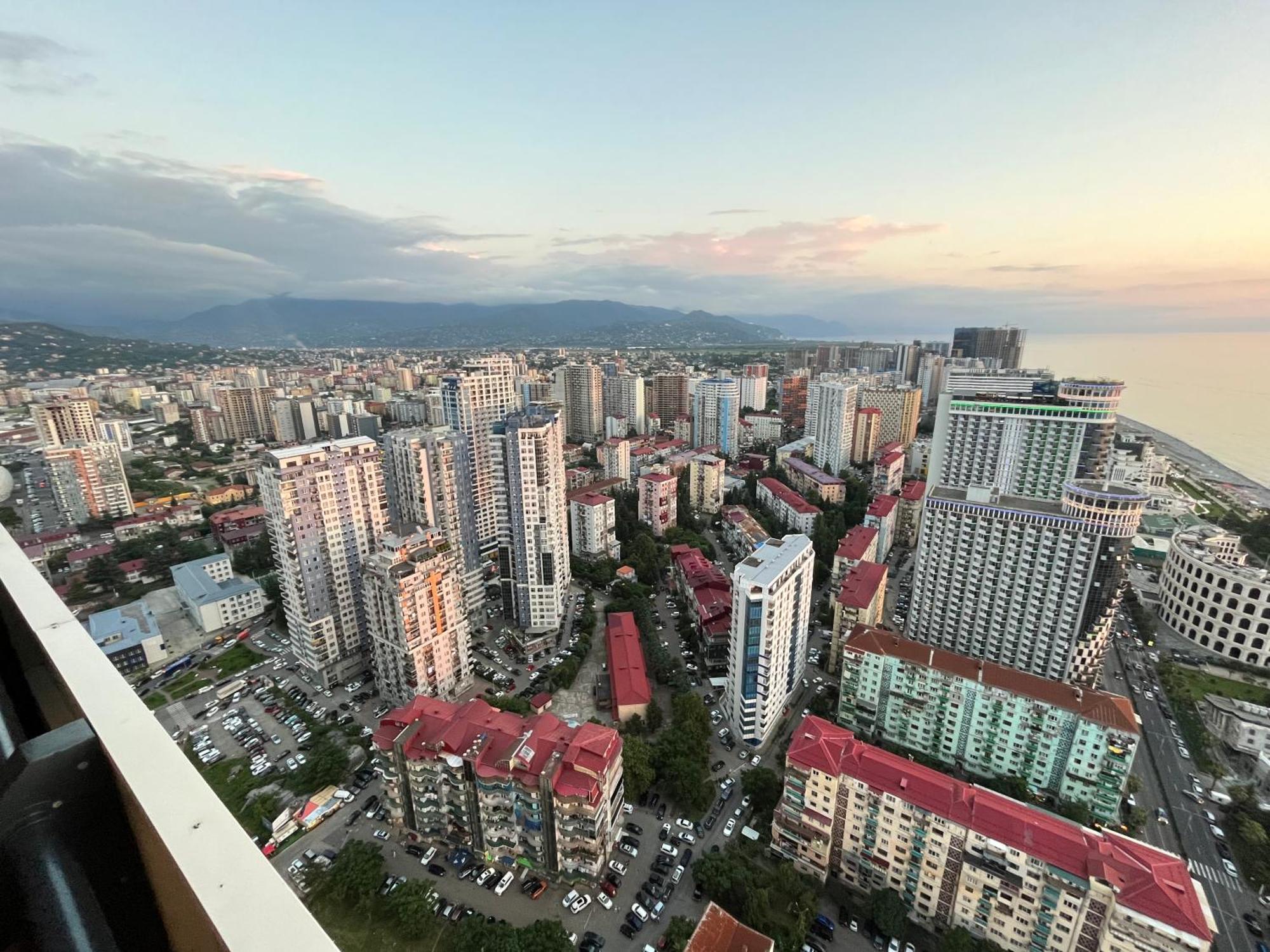 Orbi City Sun Tower 43 Floor Batoemi Buitenkant foto